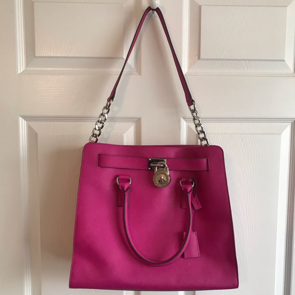 ❌SOLD❌ Michael Kors Large Hamilton (Pink)